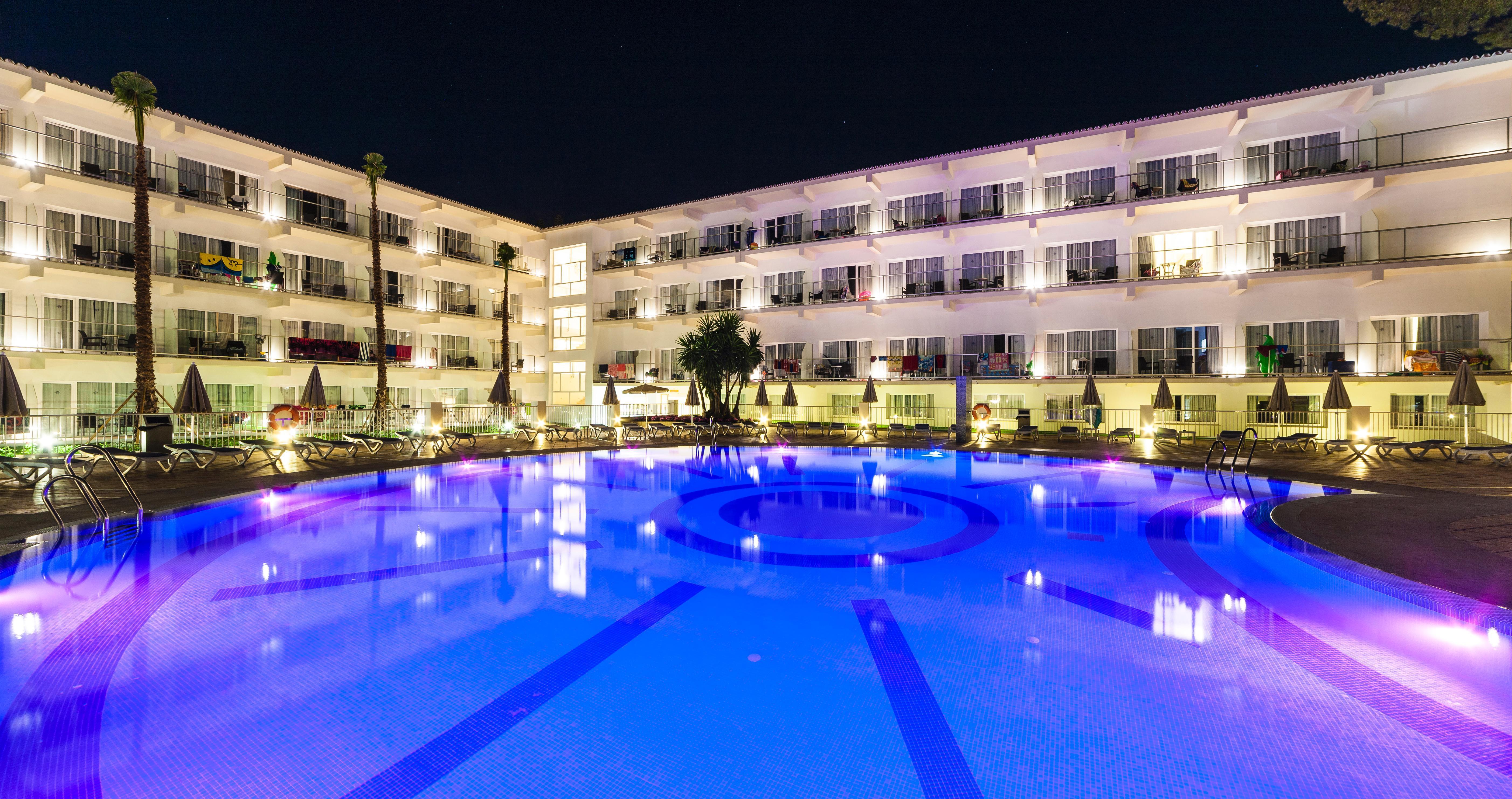 Globales Playa Естепона Екстер'єр фото